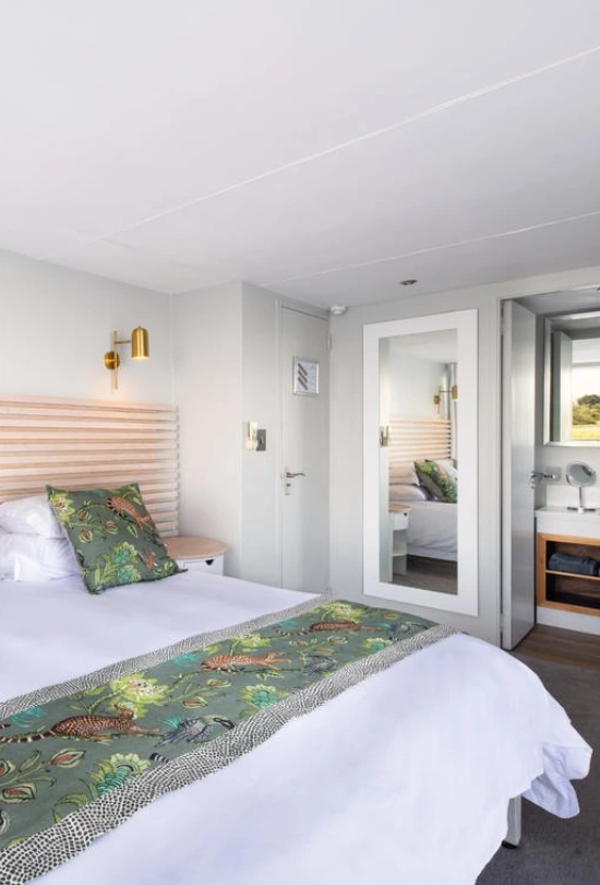 3-nights-zambezi-queen-collection-4