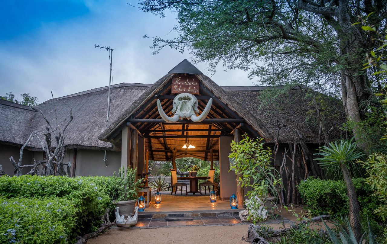 Kambaku Lodge